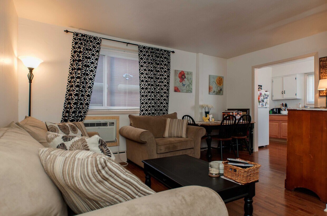 Foto principal - 630 Bellefonte Street