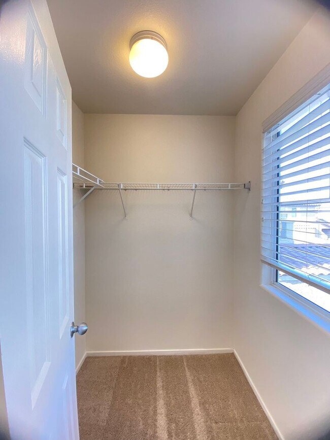 Foto del edificio - 5855 Lee Fairy Ct