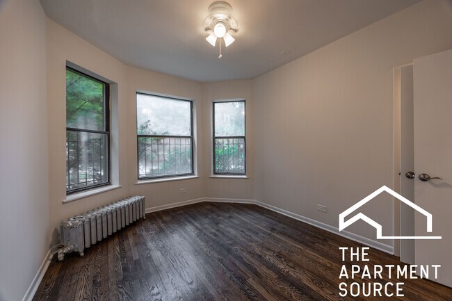 Building Photo - 7722 N Marshfield Ave