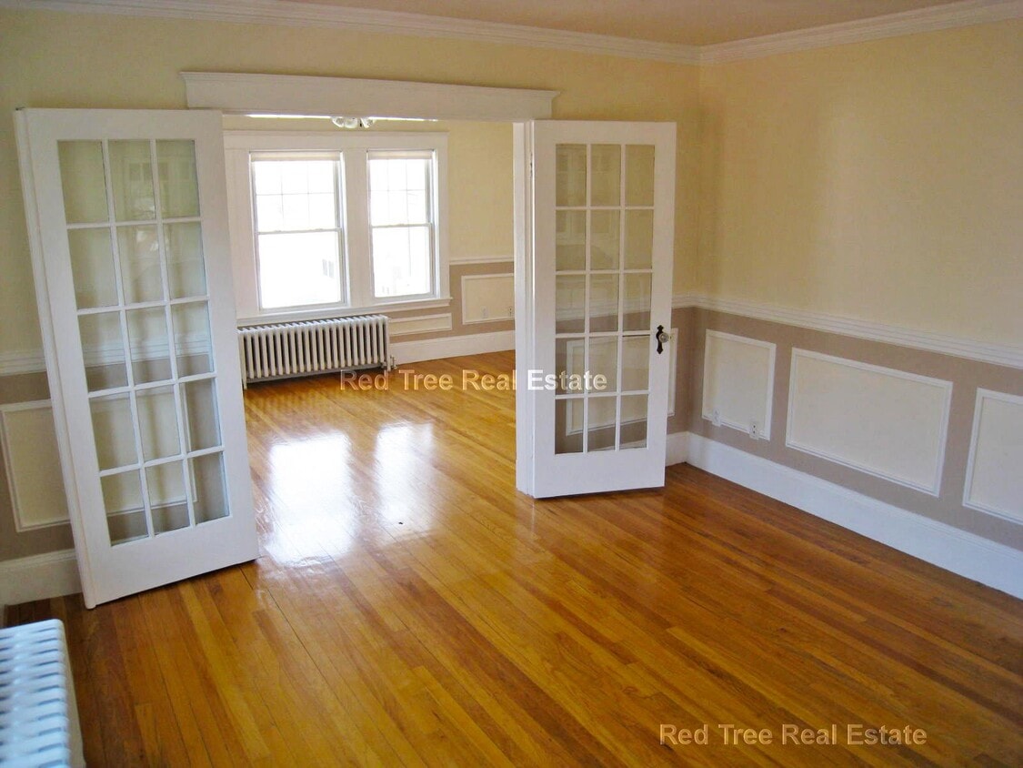Primary Photo - 70 Union St