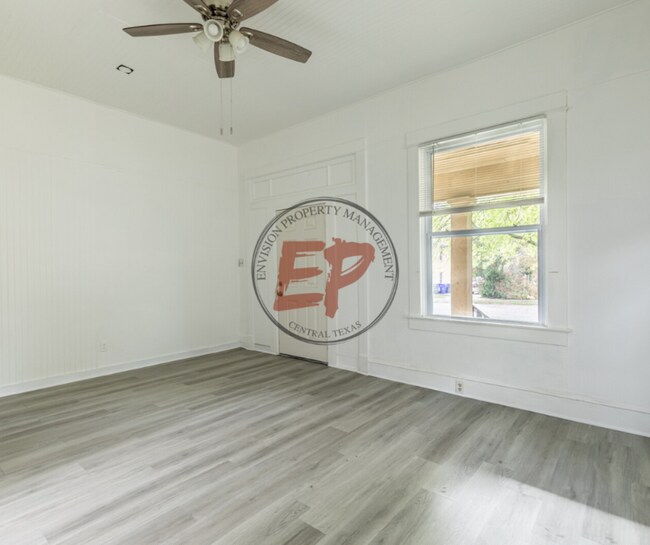 Foto del edificio - 1603 West Ave