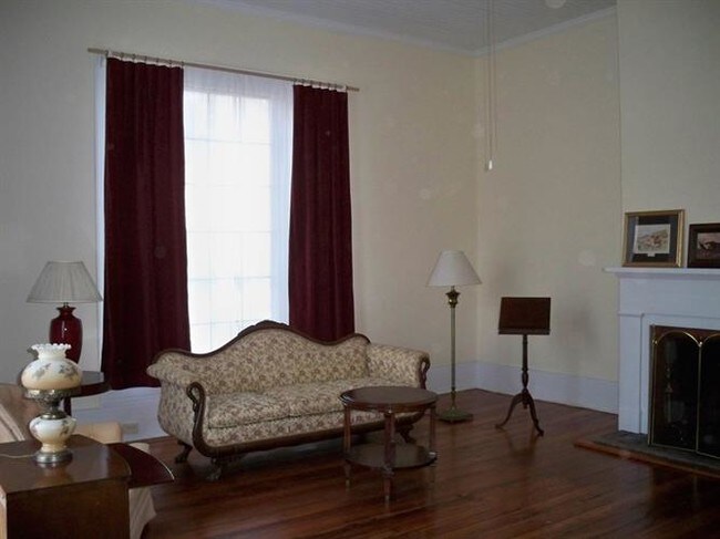Foto del edificio - 206 Augusta Rd