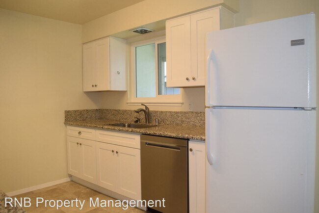 Building Photo - 3 br, 2 bath House - 5030 Grove Street