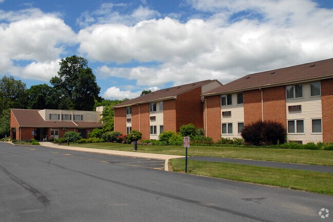 Bangor Studio Apartments Bangor Studio Apartments