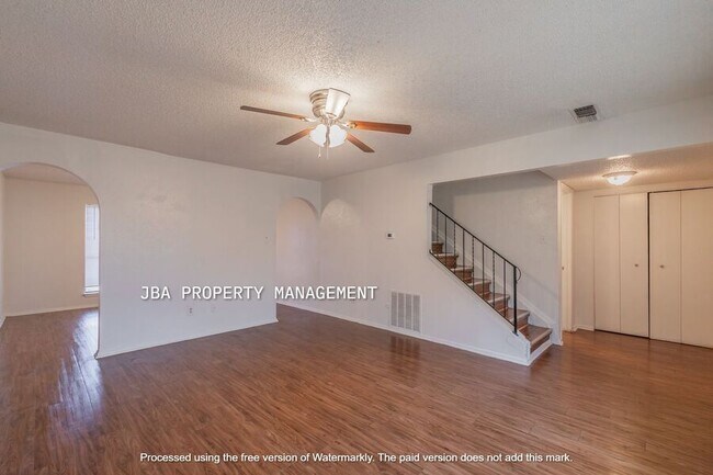 Foto del edificio - 1764 Farleigh Ct