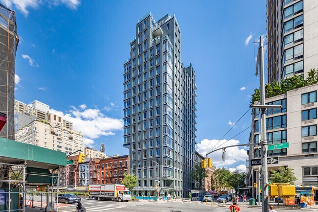 Building Photo - The Isis Condominium