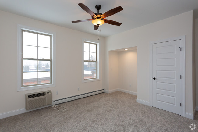 Bedroom - The Lofts at Cazenovia Market