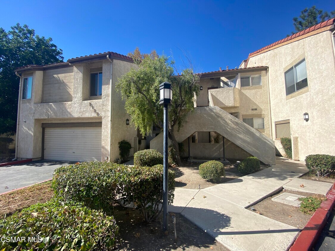 3162 Darby St, Simi Valley, CA 93063 Condo for Rent in Simi Valley