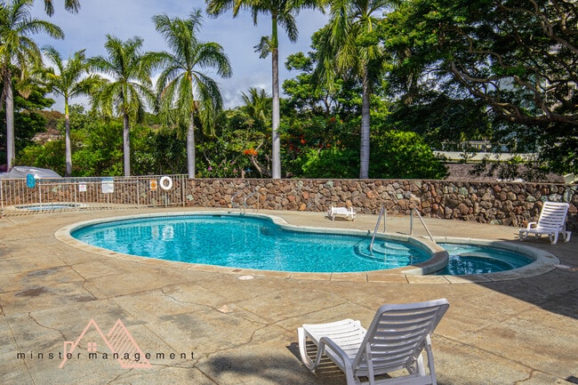 Building Photo - 98-1032-1032 Moanalua Rd
