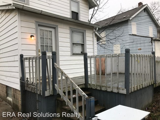 Building Photo - 2 br, 1 bath House - 488 Nashoba Avenue