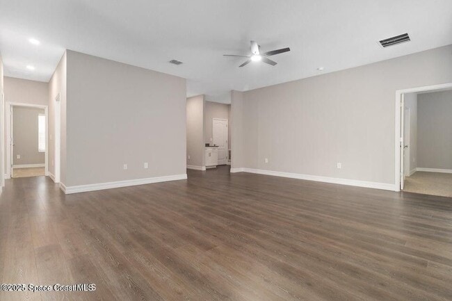 Building Photo - 780 Geddes St SW
