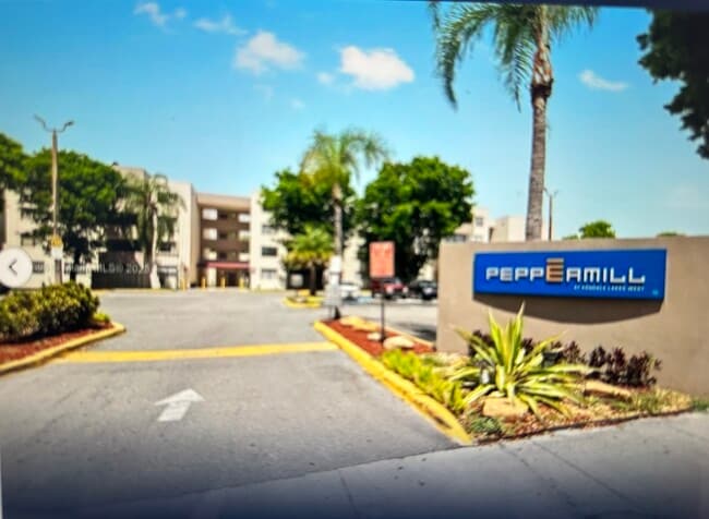 Building Photo - 8000 SW 149th Ave