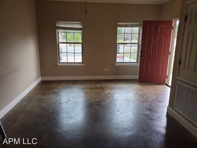 Building Photo - 104 Westfields Cr