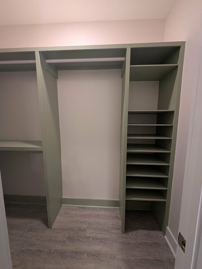 Foto del edificio - 13 Alexander Way