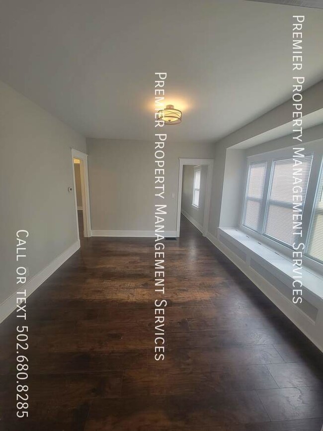 Building Photo - 3 Bedroom House Off Eastern Parkway