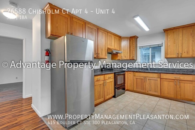 Building Photo - 26588 Chisholm Ct