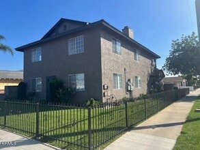 Building Photo - 302 N San Gabriel Ave