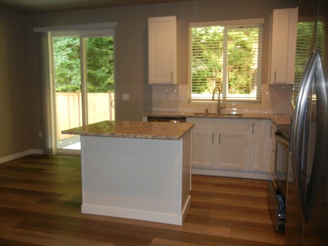 Foto del edificio - 6908 Liberty Ln