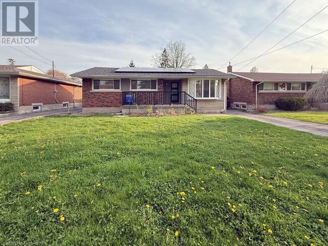 Building Photo - 48 Idlewood Ave