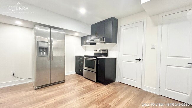 Building Photo - 275 Ironside Dr