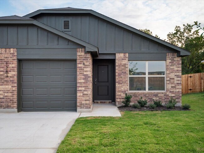 Building Photo - 1289 Lehmann Dr