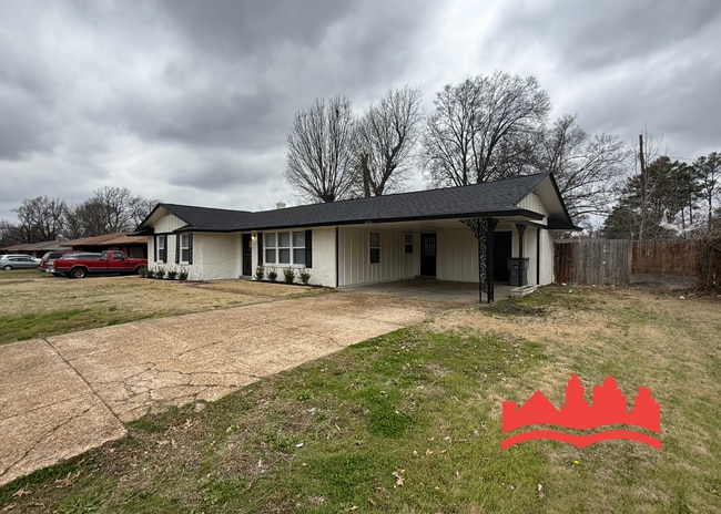 Building Photo - 1456 E Raines Rd