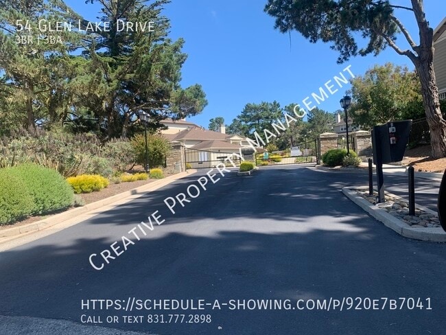 Building Photo - 3 Bedroom Townhouse in Pacific Grove, CA