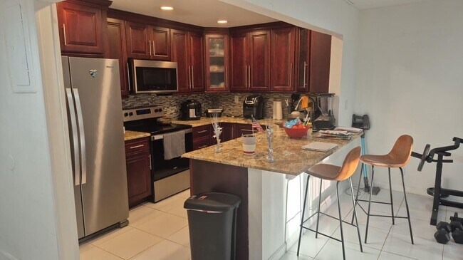 Foto del edificio - 4137 NW 88th Ave