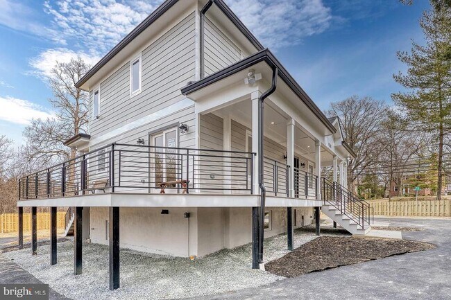 Foto del edificio - 9300 Riggs Rd