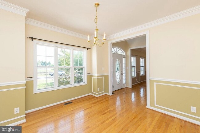 Foto del edificio - 14 Prune Ln