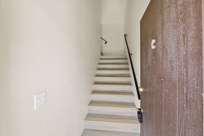 Foto del edificio - 16842 Hoskins Lane