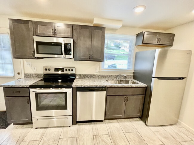 Kitchen - 40 Pleasant St