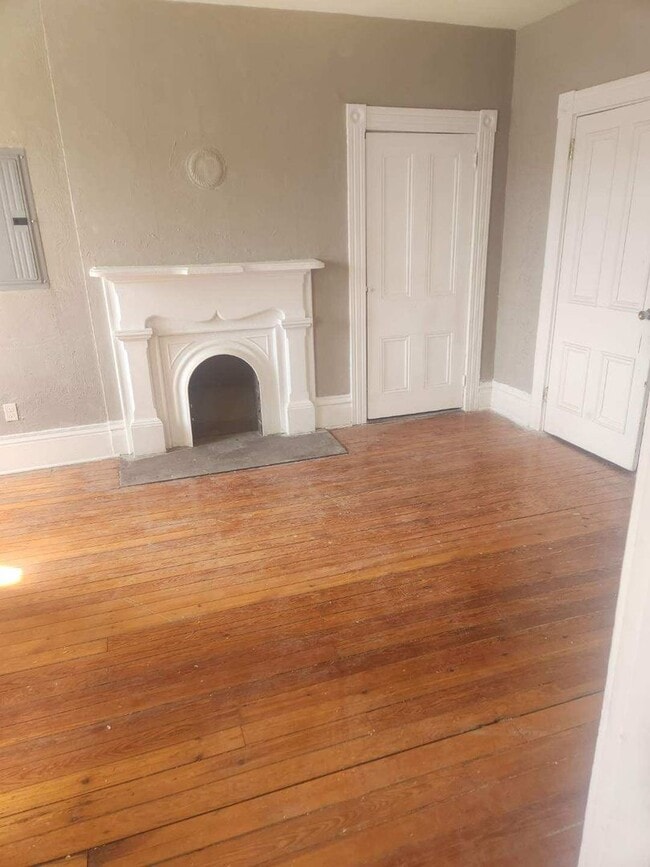 Photo - 1608 Lowrie St Apartment