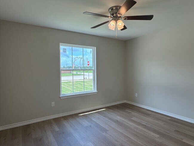 Building Photo - 14574 CR 2191