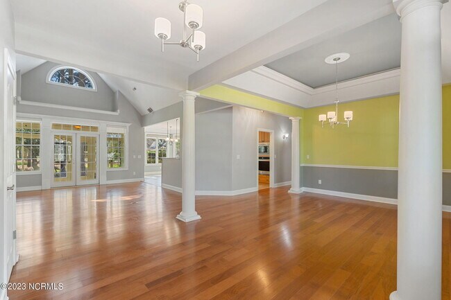 Foto del edificio - 3929 Harmony Cir
