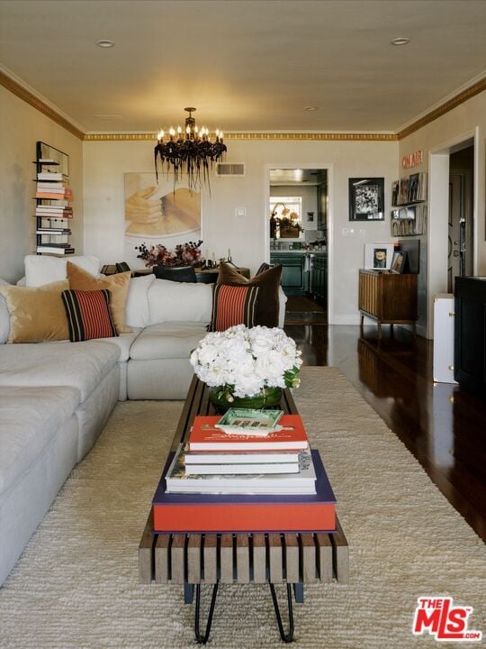 Building Photo - 1219 Sunset Plaza Dr Dr