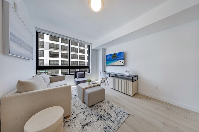 Foto del edificio - 36 NE 2nd St