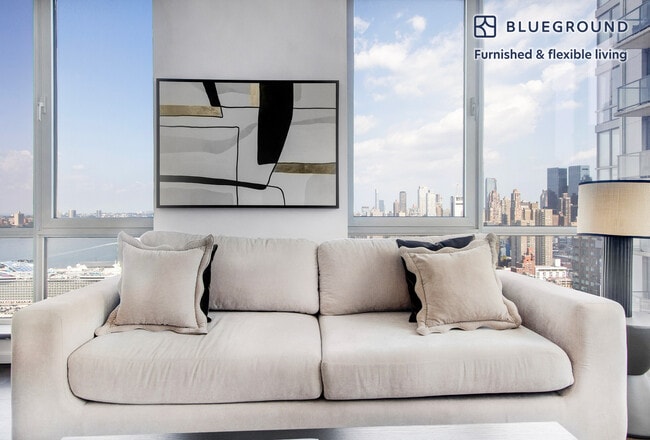 Building Photo - 635 W 42nd St