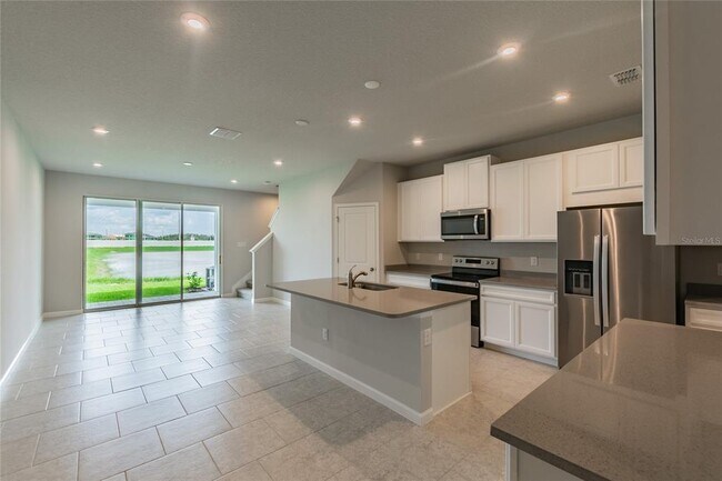 Foto del edificio - 19309 Blue Pond Dr