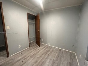 Building Photo - 11908 Cove Pl