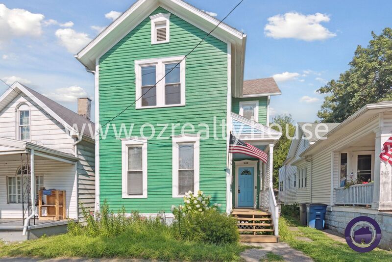 Primary Photo - 247 Field Ave