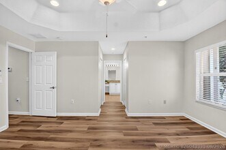 Building Photo - 7662 Spatterdock Dr