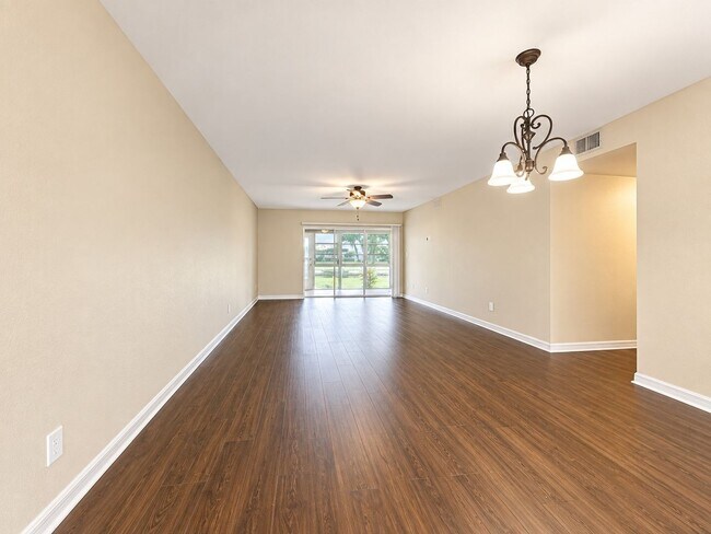 Foto del edificio - 1022 SE 46th St
