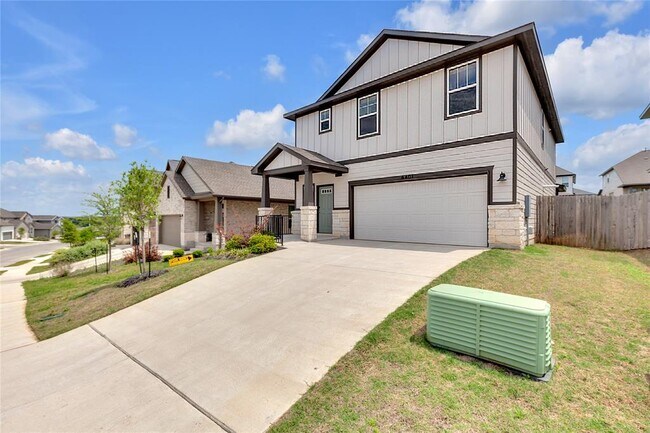 Building Photo - 6401 Night Chinook Dr