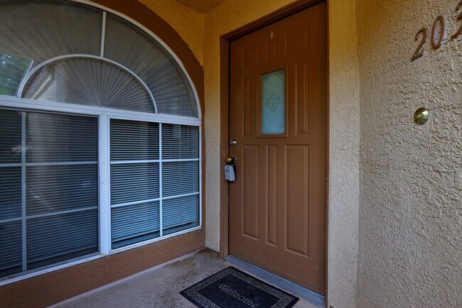 Building Photo - 3676 Renovah St