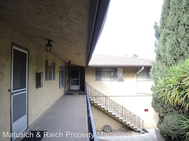 Building Photo - 2 br, 1 bath Apartment - 915 Del Mar Ave