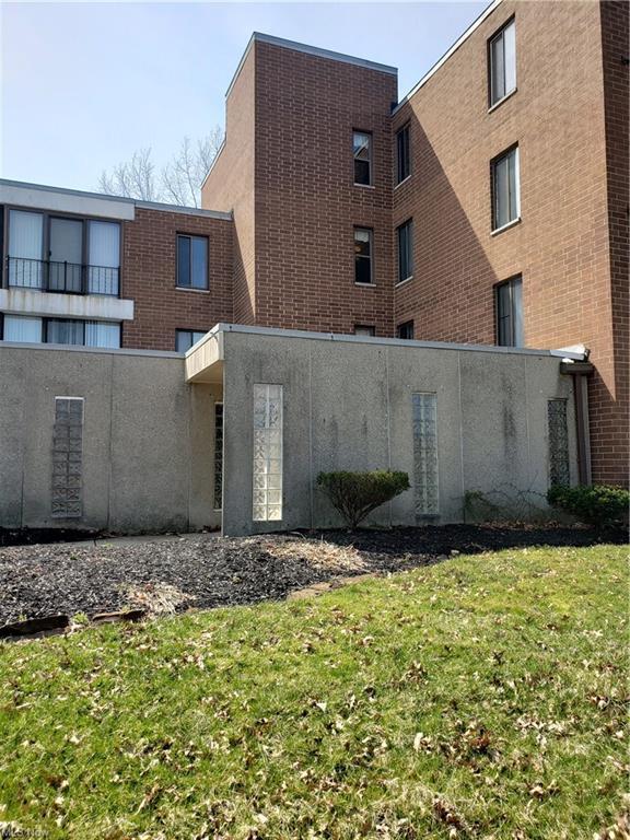 Foto principal - 2440 Noble Rd