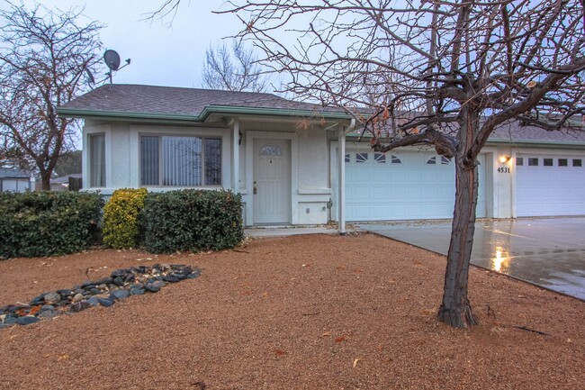 Building Photo - 4531 N Spring Dr