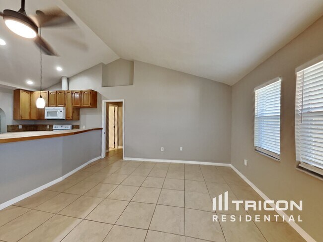 Foto del edificio - 23120 Donalda Avenue Port Charlotte FL