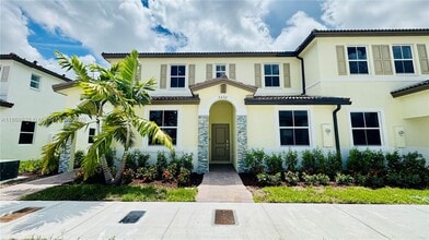 Building Photo - 2632 SE 27th Dr